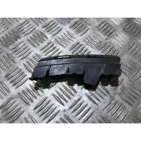   Lámpatartó jobb – Suzuki Swift (2005–2010) - Suzuki 71831-62J00