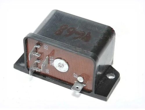 PC 527 világítás relé  -2103-3726450 Lada 2103, 2106, 2107 és Niva modellekhez