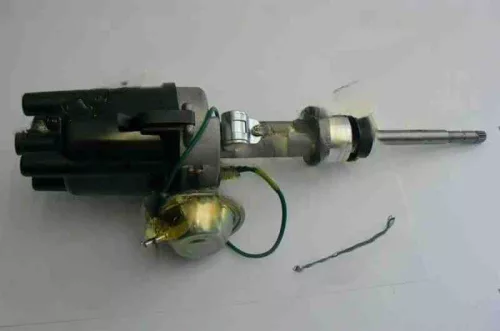 2101-3706010 gyári gyújtáselosztó - Lada 2101-2107 modellekhez
