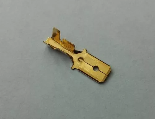Csúszósaru kábelvég (apa) 6,3 mm, 100 db/csomag