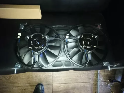 LADA – Hűtőventilátor dupla komplett 21214-1300024 Niva