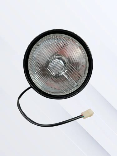LADA – Fényszóró komplett 21213-3711010 belső állítású Niva