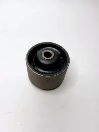 LADA – Terepváltó tartóbak szilent 2121-1001045-01 Niva