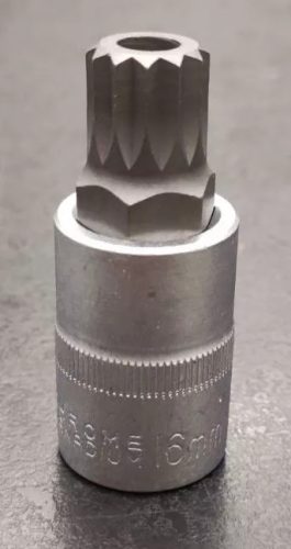 Sb2028-16 xzn crowafej 1/2" (lyukas) M16